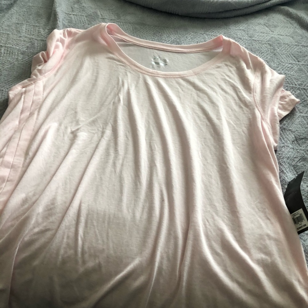 New with tags t shirt